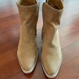 Dolce Vita Asha booties in Dark Saddle. Size 6.5